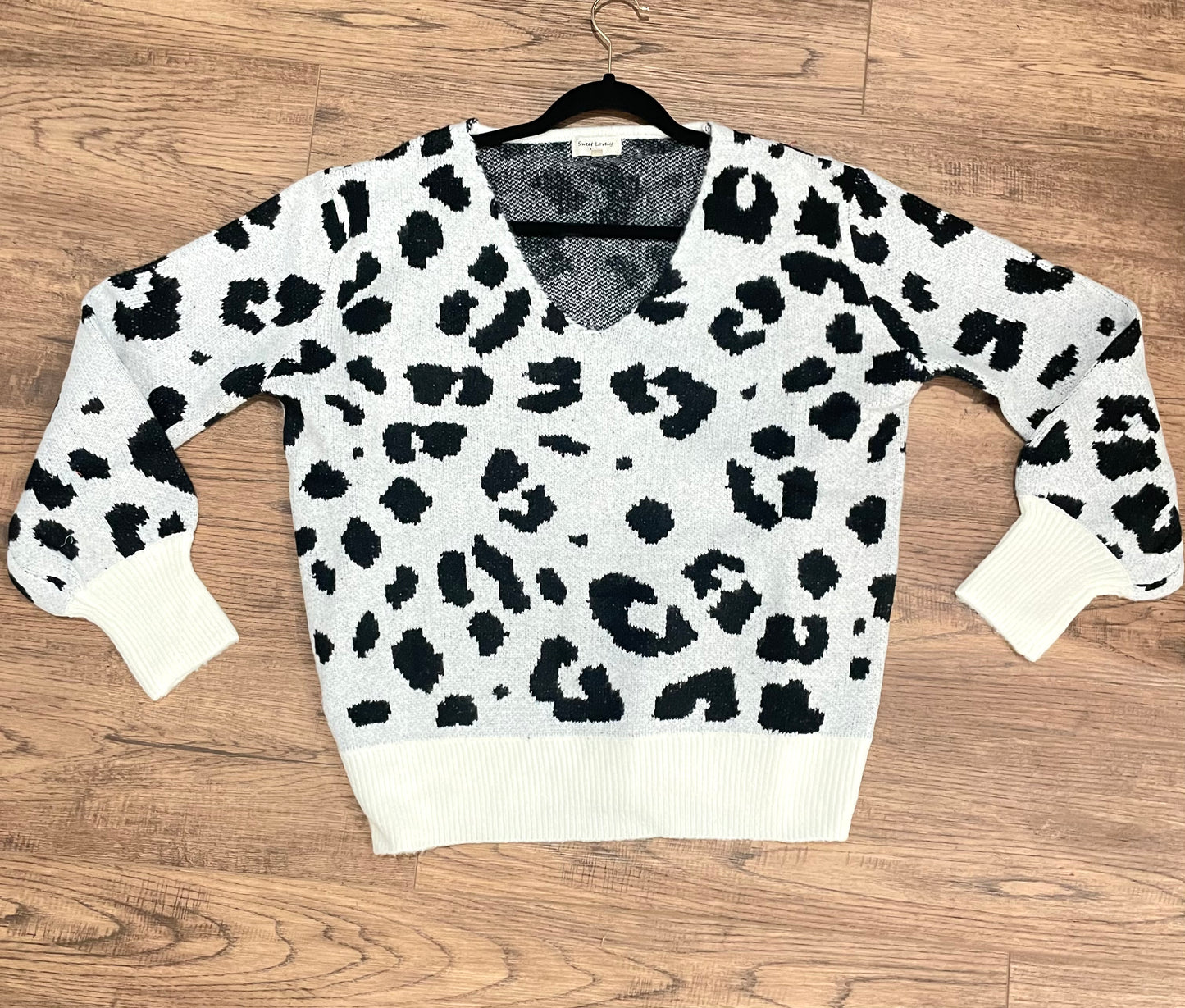 Black and white mix sweater